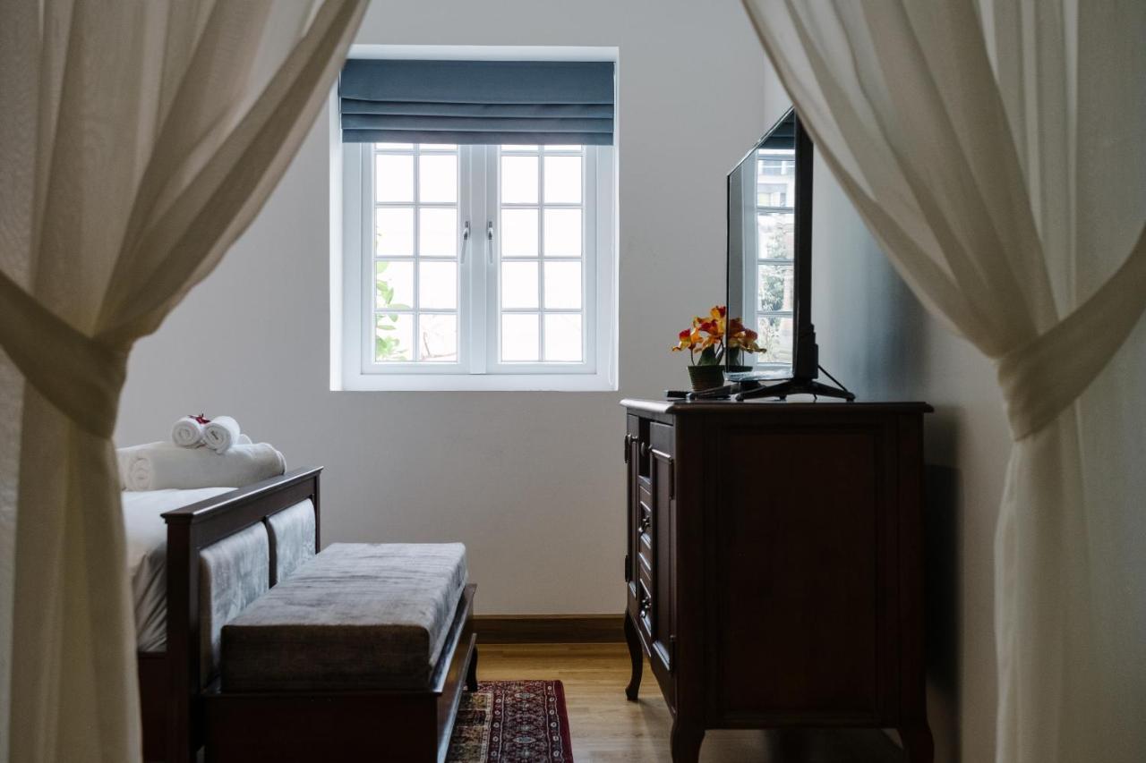 Baan Vajra Hotell Bangkok Exteriör bild