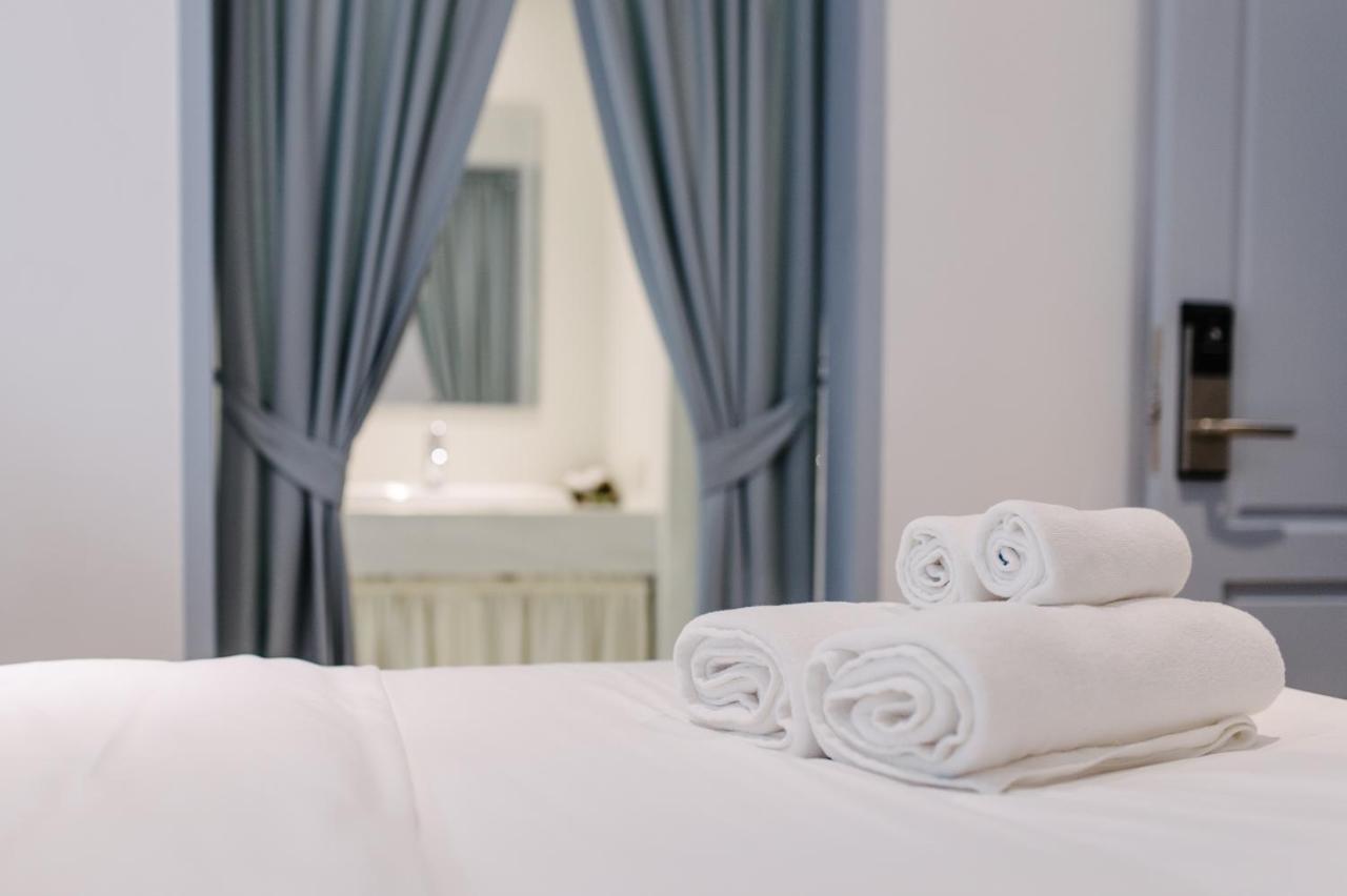 Baan Vajra Hotell Bangkok Exteriör bild