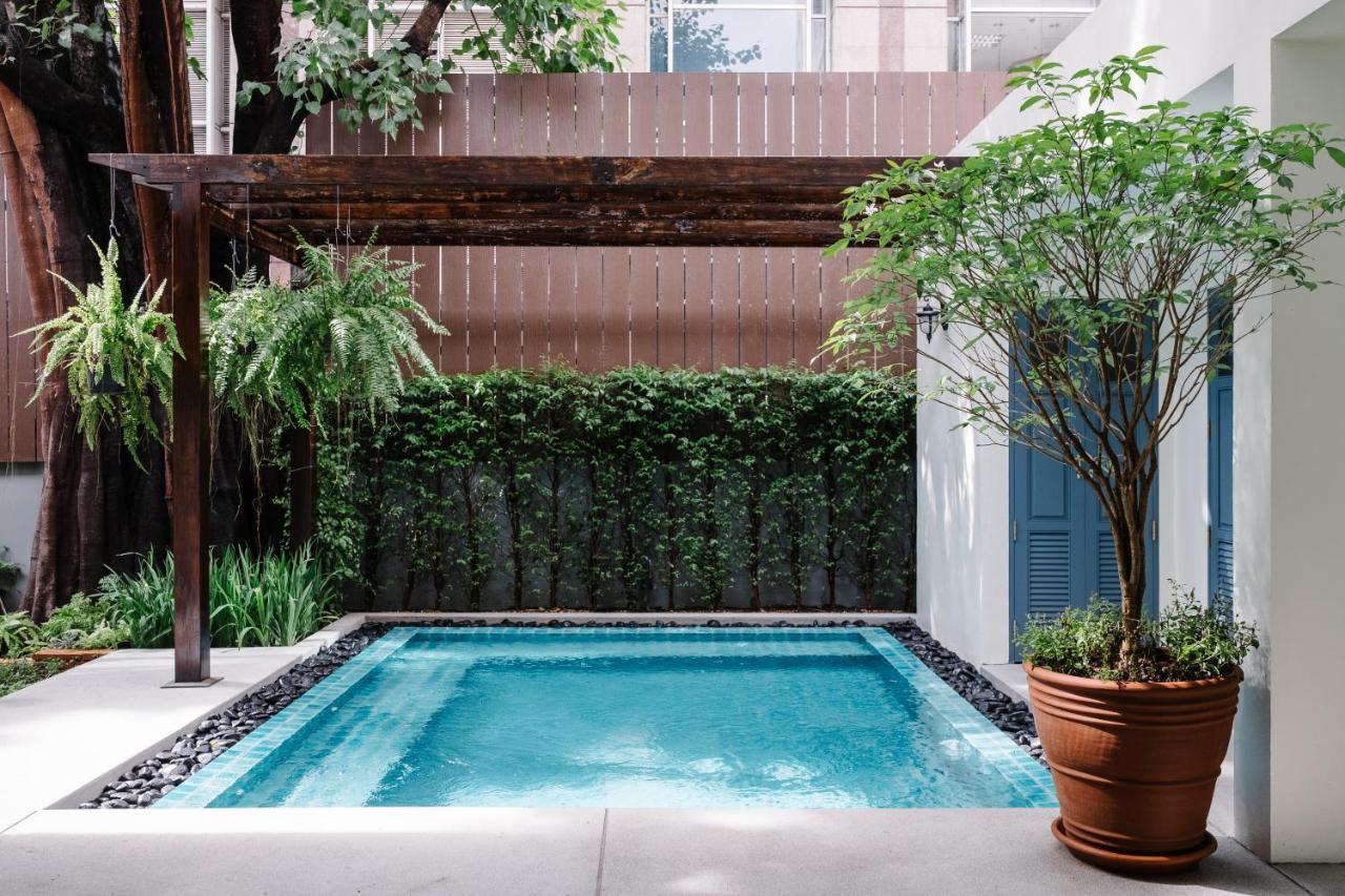 Baan Vajra Hotell Bangkok Exteriör bild
