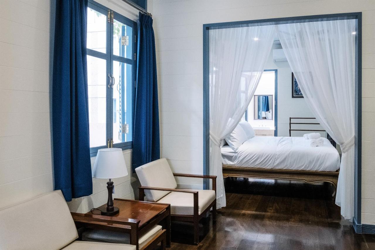 Baan Vajra Hotell Bangkok Exteriör bild