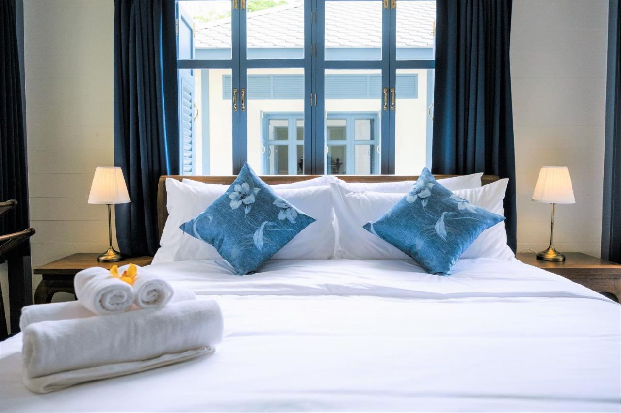 Baan Vajra Hotell Bangkok Exteriör bild